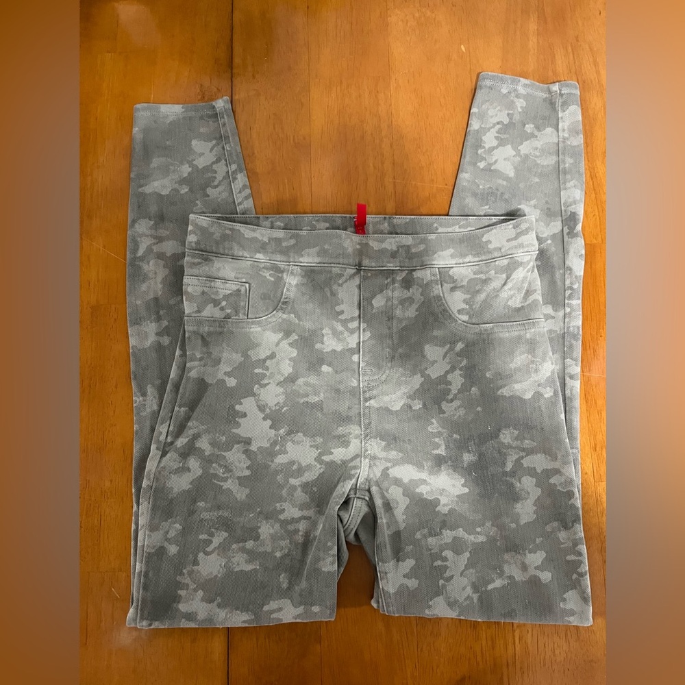 SPANX Camouflage Jean / Leggings